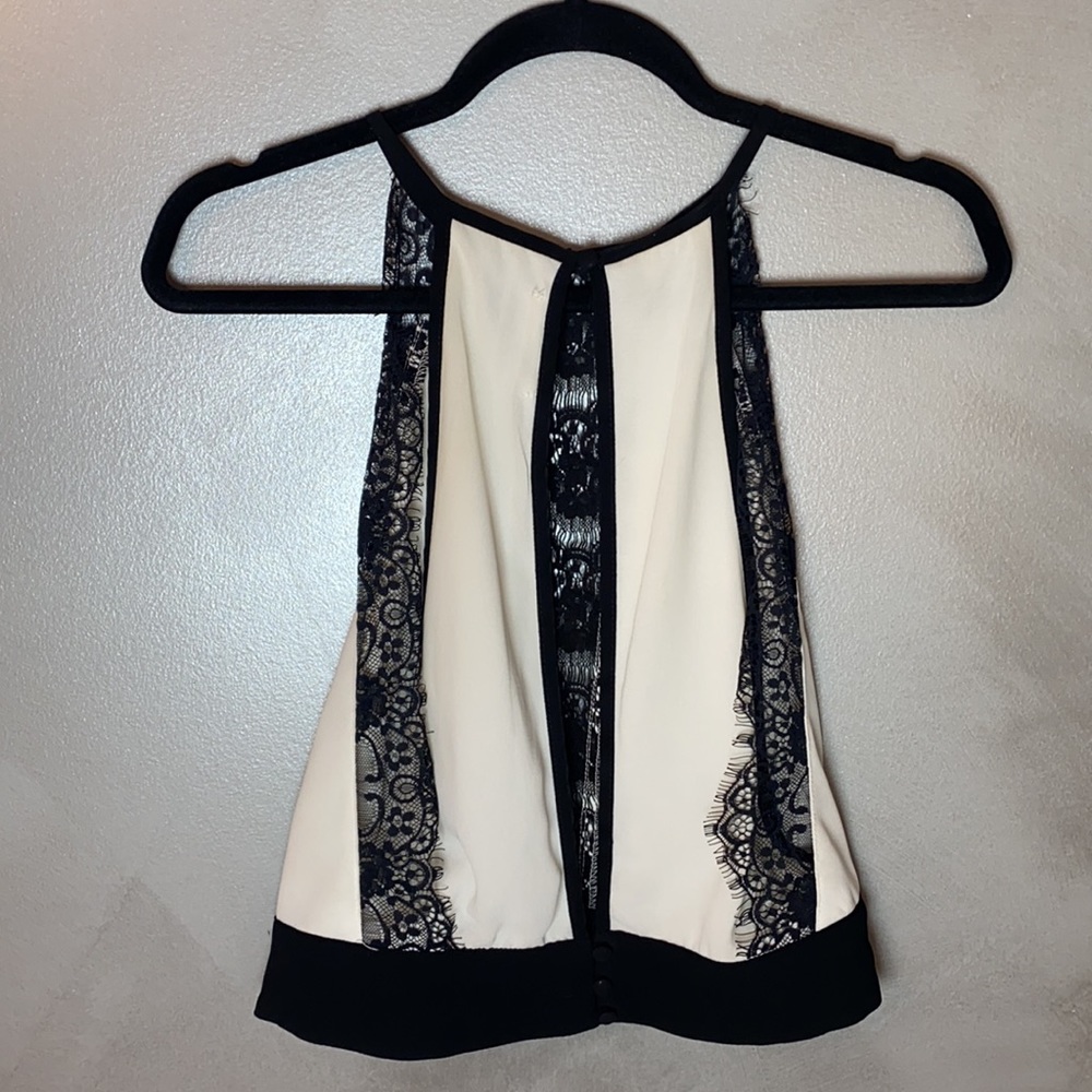 Mustard Seed Lace Top - Picture 2 of 3